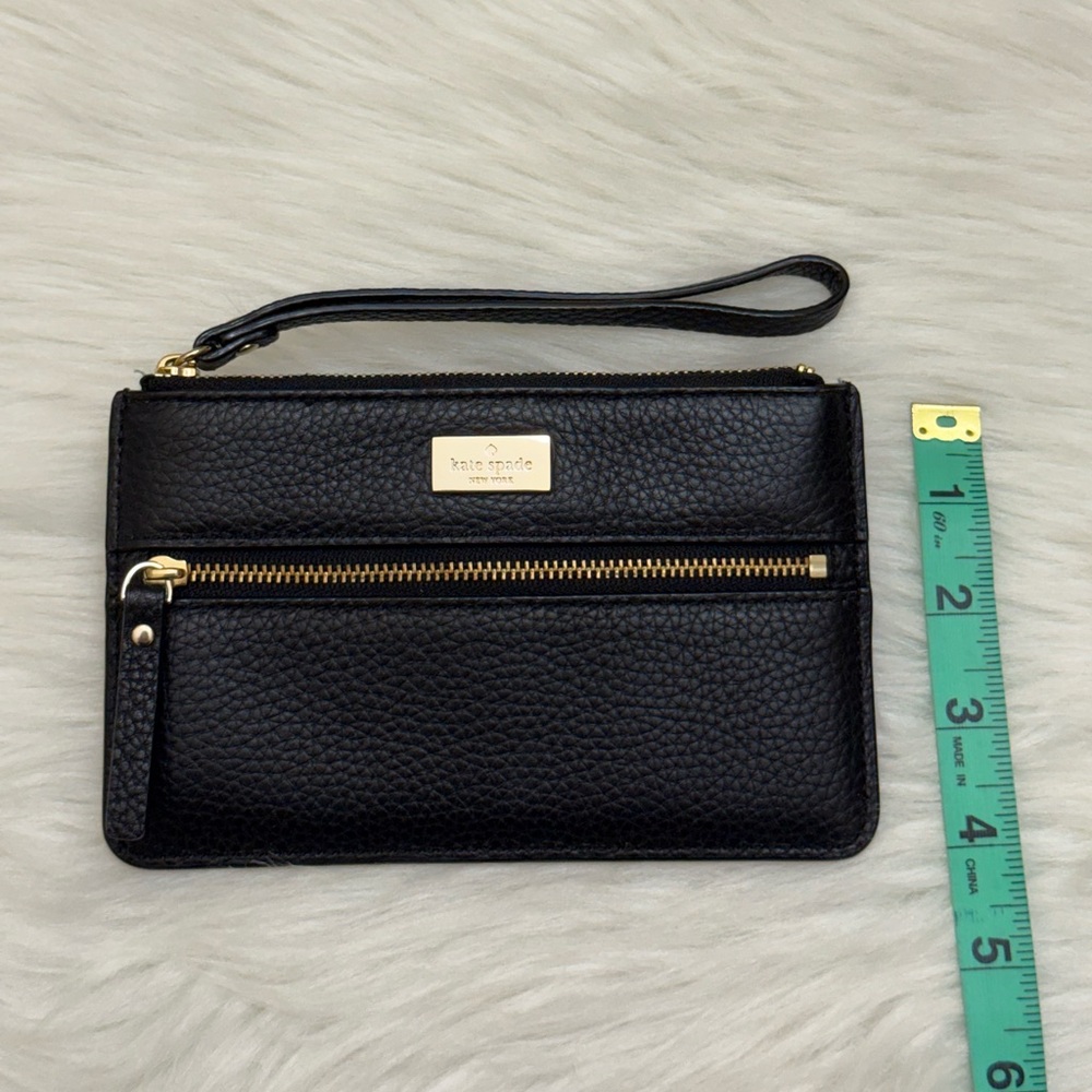 KATE SPADE - BLACK NEW YORK HIGHLAND PLACE WRISTLET - Picture 10 of 10